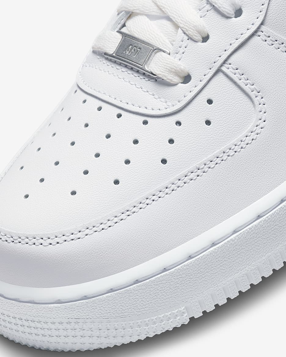 NIKE AIR FORCE 1 - NI23