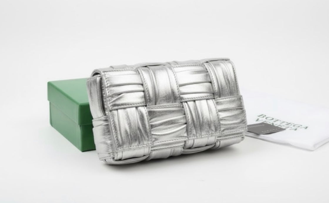 BOTTEGA VENETA (Intrecciato)